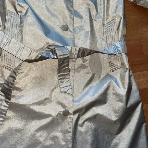 Windsor Bay women’s  vintage Metallic pewter long belted Trench Coat Size 8 - Picture 10 of 12